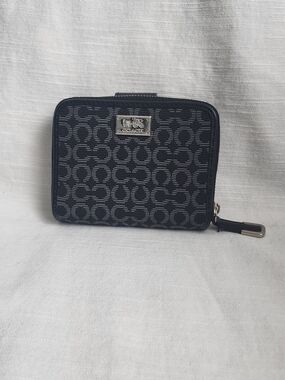 Coach Black/Charcoal Signature Zip Wallet